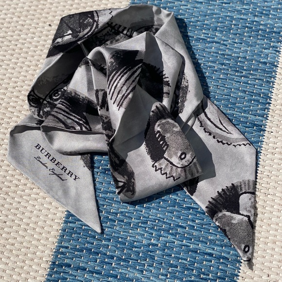 Burberry Silk Scarf/Tie GORGEOUS! Versatile! - Picture 3 of 11